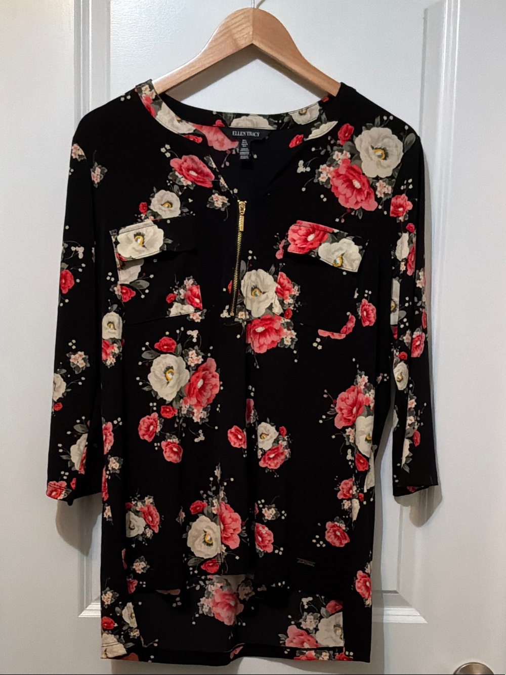Ellen Tracy Black Floral Zip-Front Women’s Top size L
